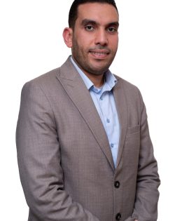 احمد الصنايدي - رئيس القطاع المالي احمد الصنايدي - رئيس القطاع المالي